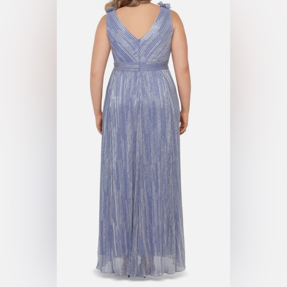 XSCAPE METALLIC LIGHT PURPLE LONG DRESS - Picture 5 of 5